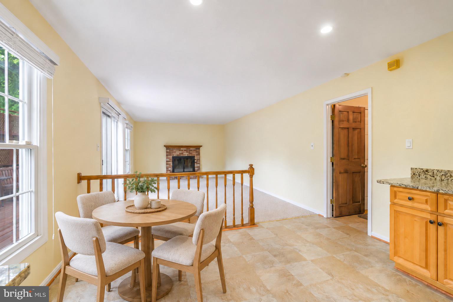 118 Summit Hall Road Gaithersburg, MD 20877 - Photo 10 of 41 Breakfast Area