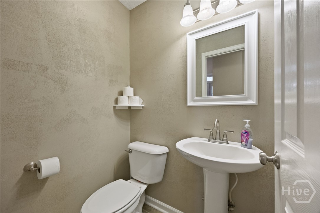 6 Barons Way Savannah, GA 31419 - Photo 10 of 28 1/2 Bath