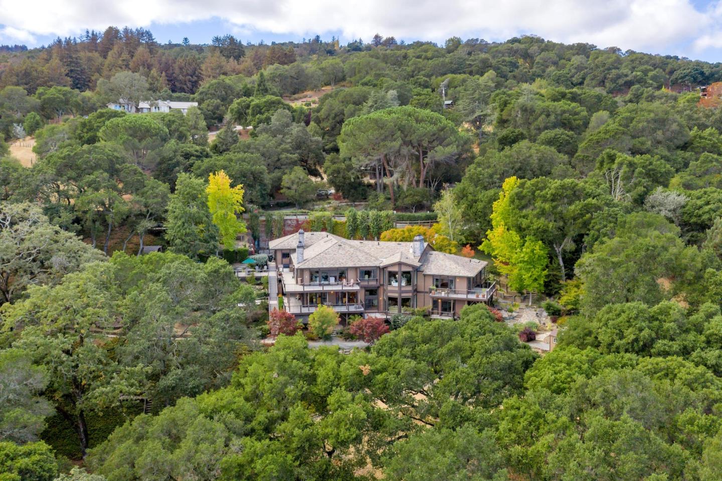 25 Preston Road Woodside, CA 94062 - Photo 70 of 71 an aerial view of a house with a garden