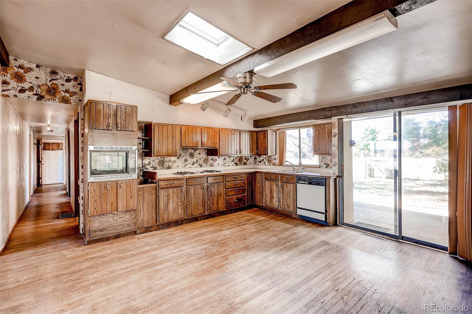 10055 East County Line Road Longmont, CO 80501 - Photo 10 of 28 Gallery Image 10