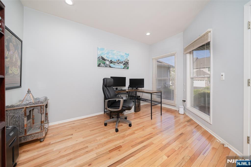 20 Pine Valley Road, Unit 148 Livingston, NJ 07039 - Photo 7 of 38