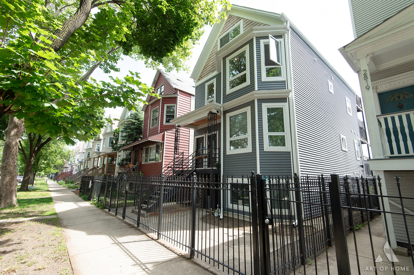 2821 North Springfield Avenue Chicago, IL 60618 - Photo 6 of 49