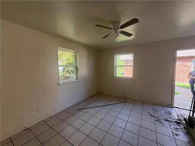 $175,000 | 2500 Jamie Court, Violet, LA 70092