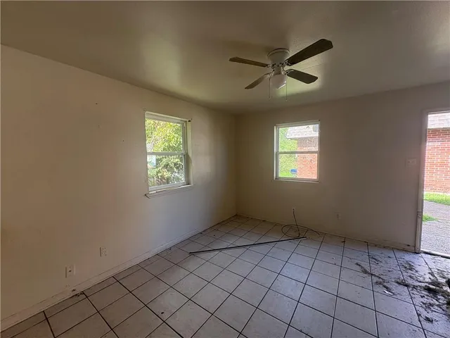 $175,000 | 2500 Jamie Court, Violet, LA 70092