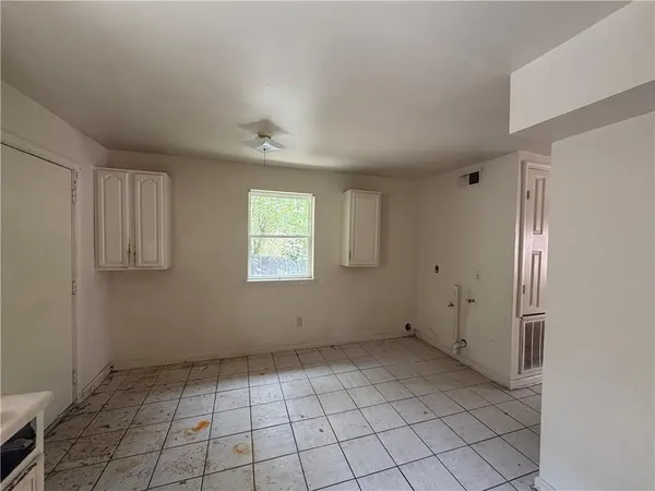 $165,000 | 2500 Jamie Court, Violet, LA 70092