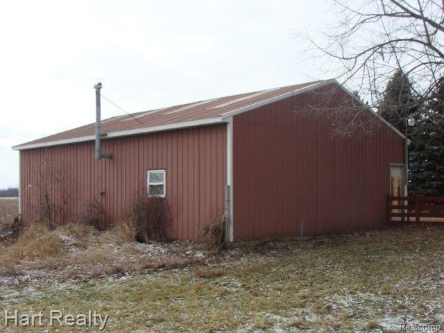 6901 Bailey Road Brown City, MI 48416 - Photo 3 of 17 6901 Bailey 008.jpg