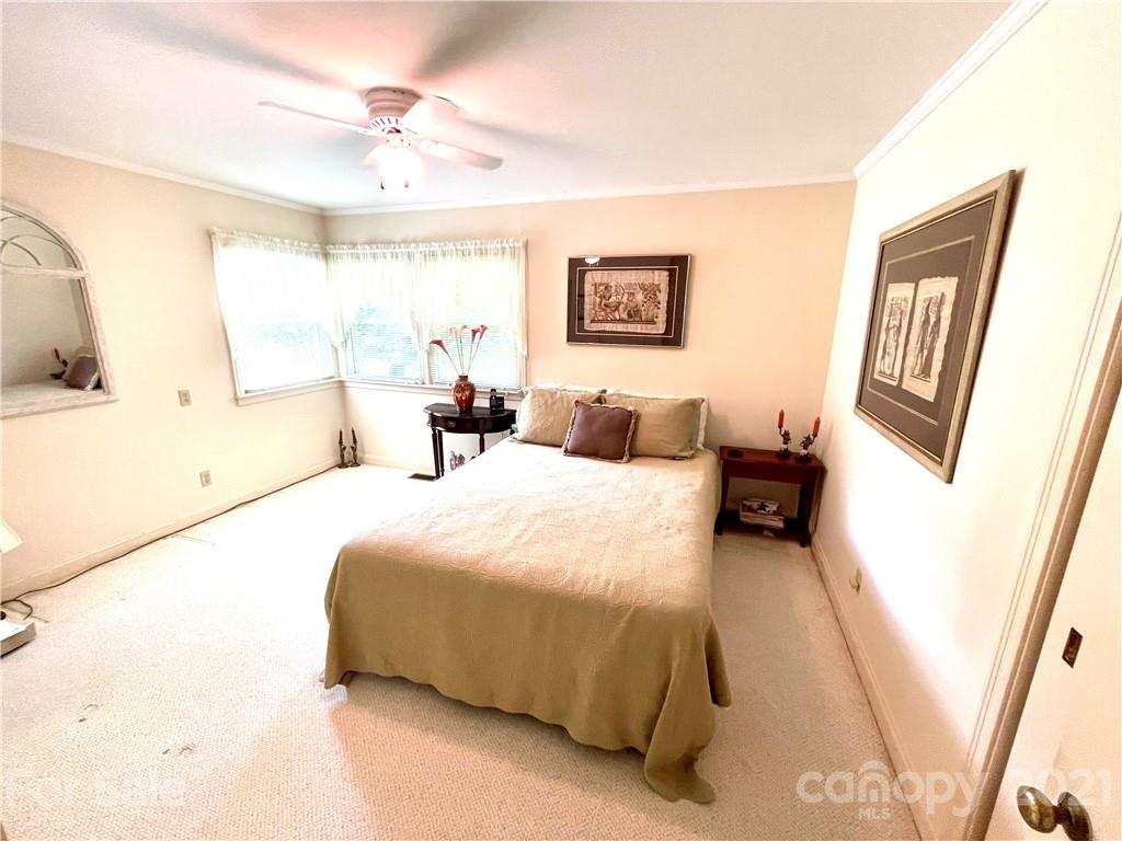 3914 South New Hope Road Gastonia, NC 28056 - Photo 16 of 44 Gallery Image 16
