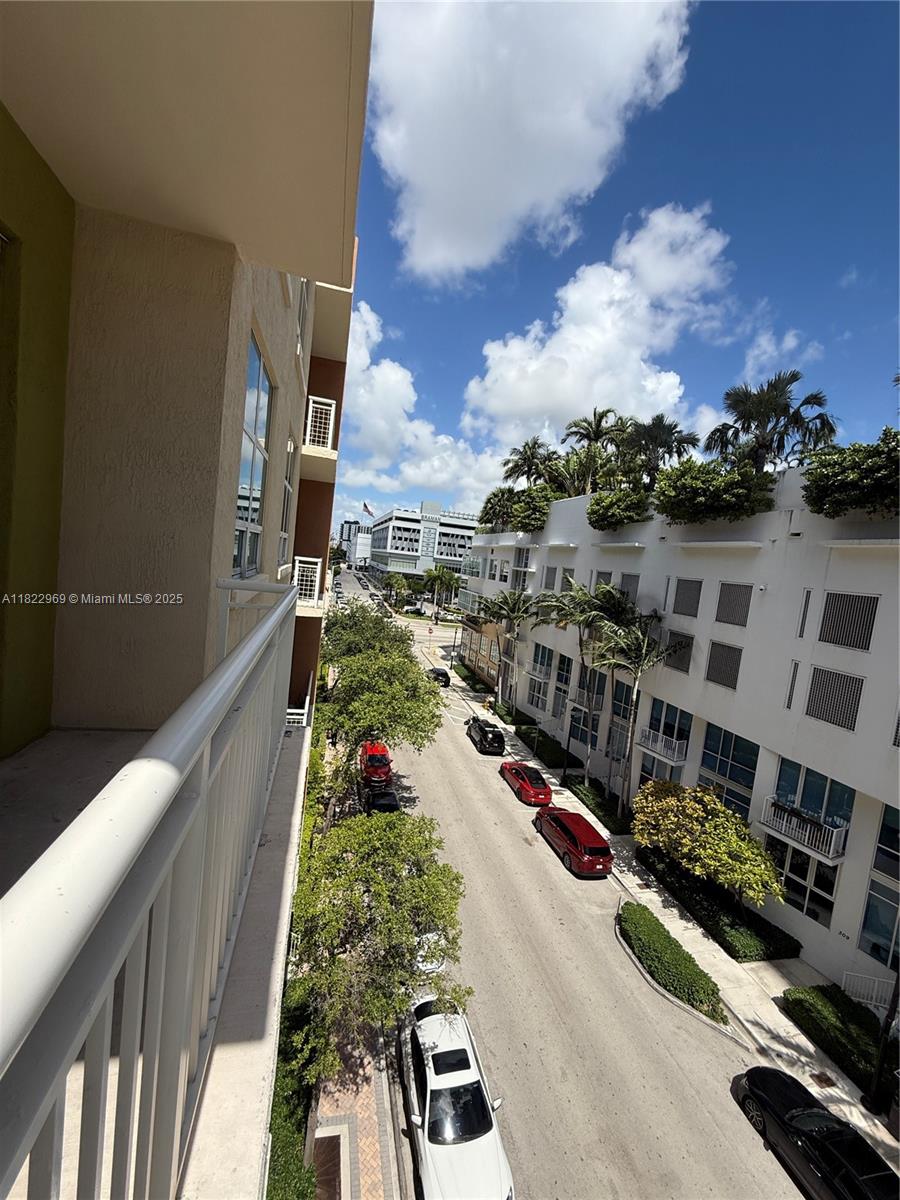 2001 Biscayne Boulevard, Unit 2402 Miami, FL 33137 - Photo 16 of 64