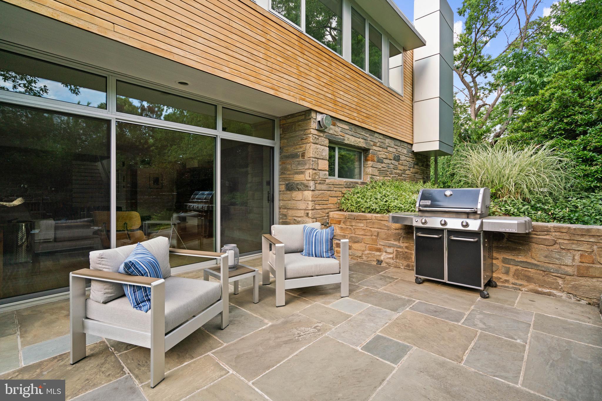 2533 North Ridgeview Road Arlington, VA 22207 - Photo 37 of 51 Gallery Image 37