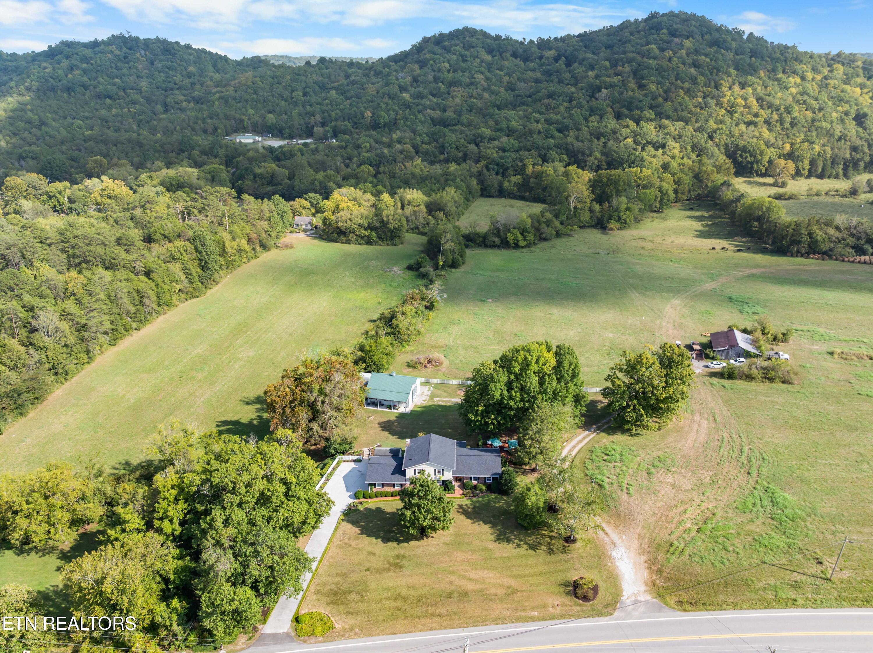 150 Raccoon Valley Road Powell, TN 37849 - Photo 40 of 43 40