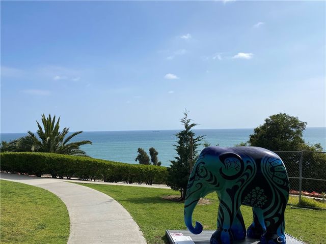 a view of outdoor space and garden