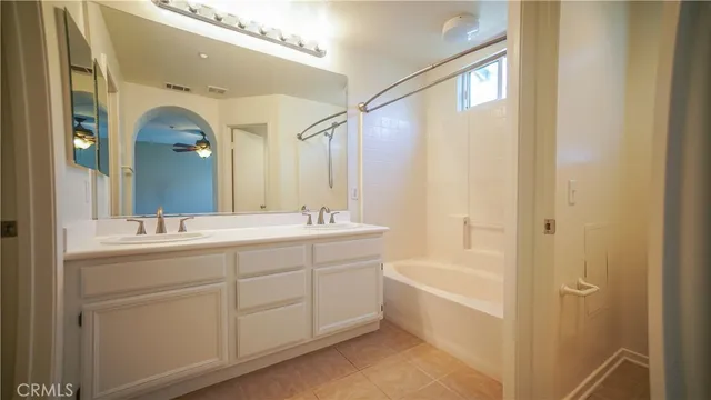 $2,450 | 30363 Pelican Bay, Unit E, Murrieta, CA 92563