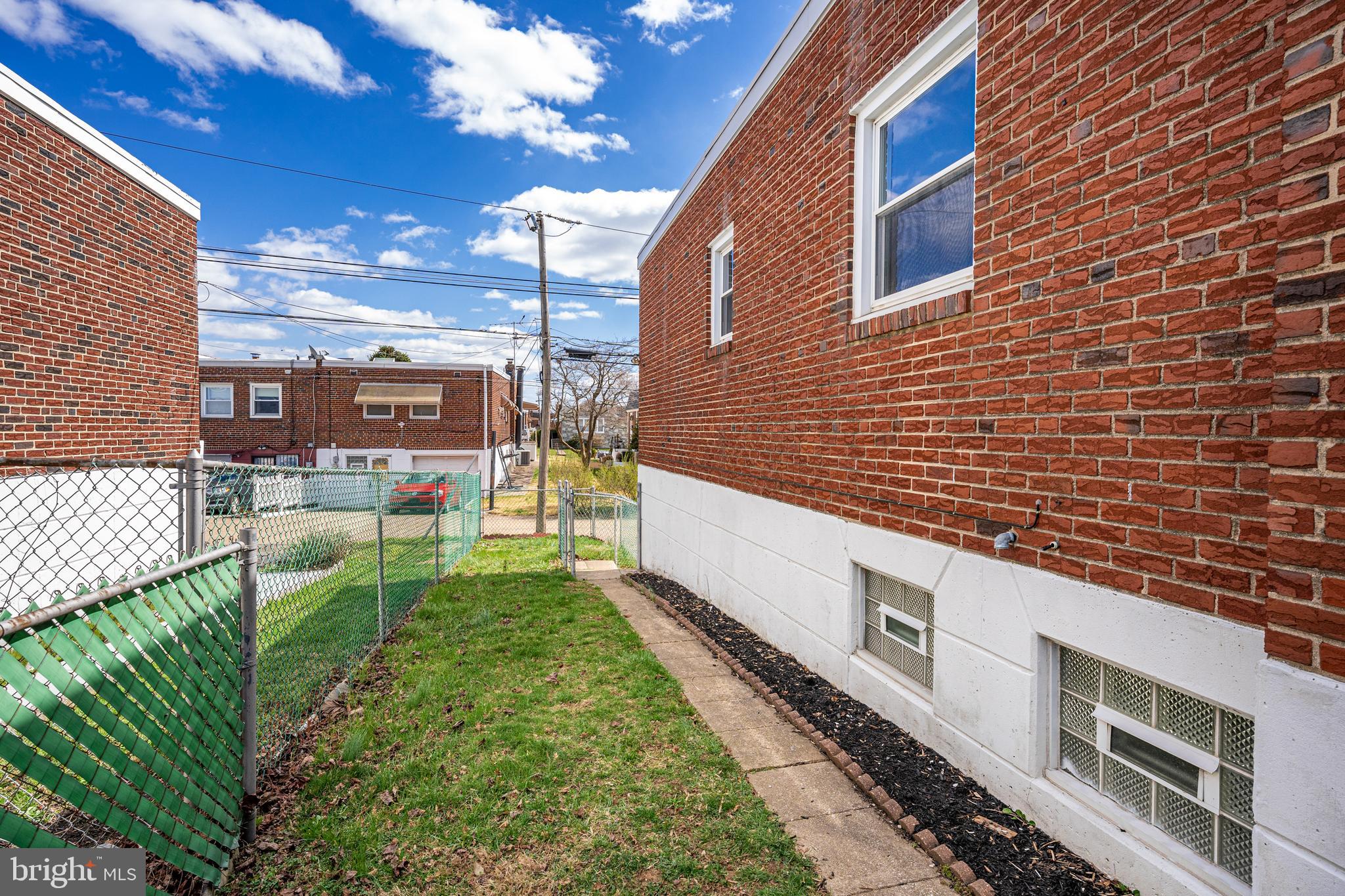 8847 Blue Grass Road Philadelphia, PA 19152 - Photo 4 of 21 Side Yard
