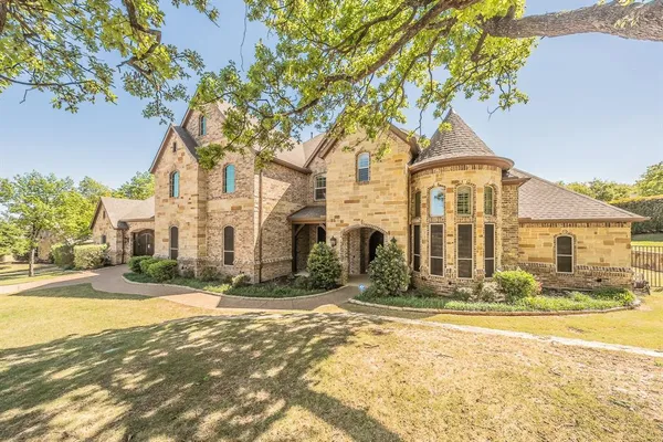$2,860,000 | 8605 Del Pino Court, Flower Mound, TX 75022