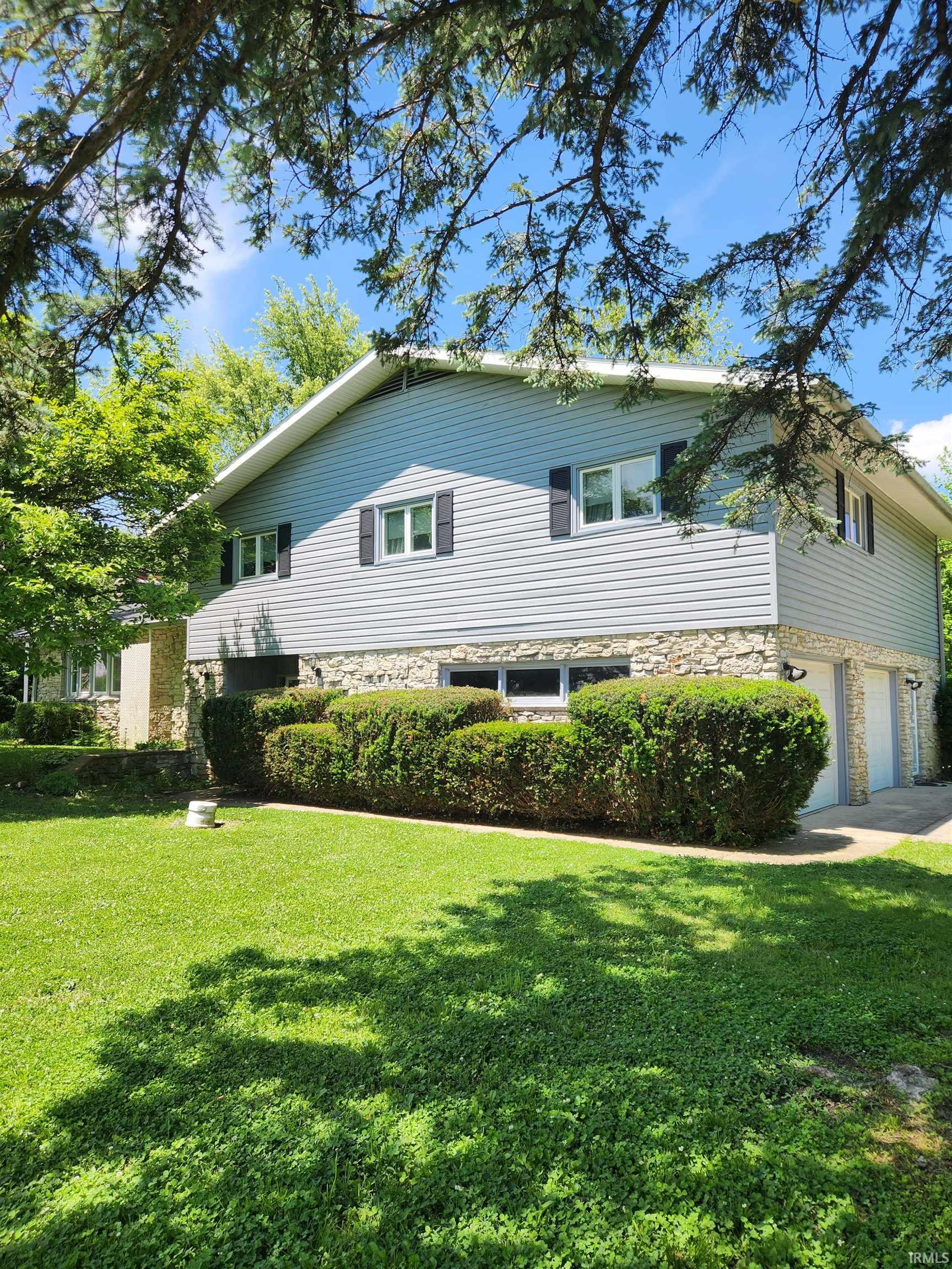 7300 West Nixon Road Yorktown, IN 47396 - Photo 1 of 38