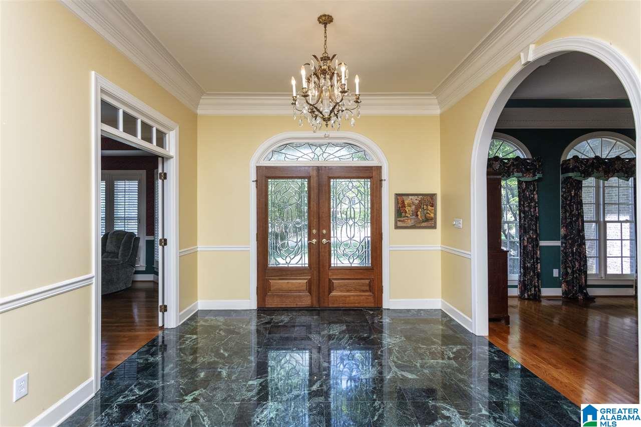 2121 Hickory Ridge Circle Birmingham, AL 35243 - Photo 4 of 50