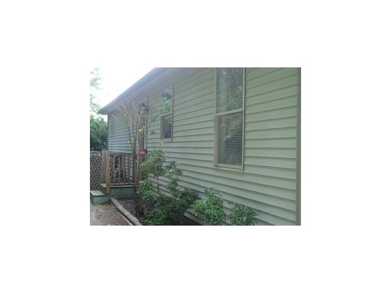 135 Raphael Avenue Providence, RI 02904 - Photo 4 of 16 Exterior Front.
