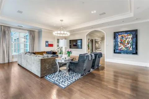 $6,490,000 | 2801 Turtle Creek Boulevard, Unit 3E, Dallas, TX 75219