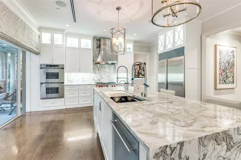 $6,490,000 | 2801 Turtle Creek Boulevard, Unit 3E, Dallas, TX 75219