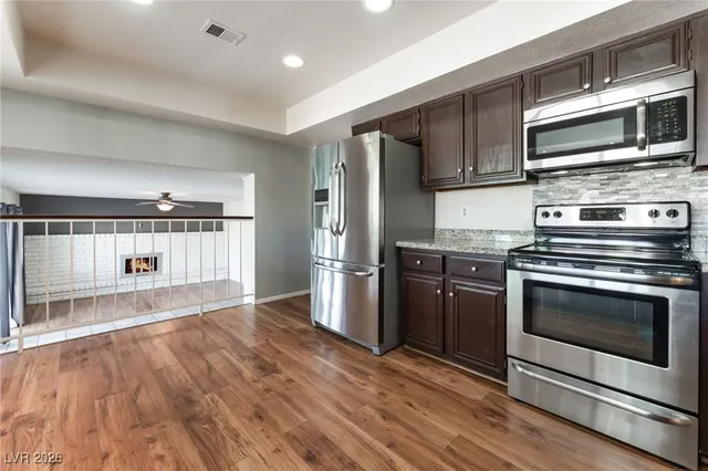 $3,500 | 8704 Isola Drive, Las Vegas, NV 89117