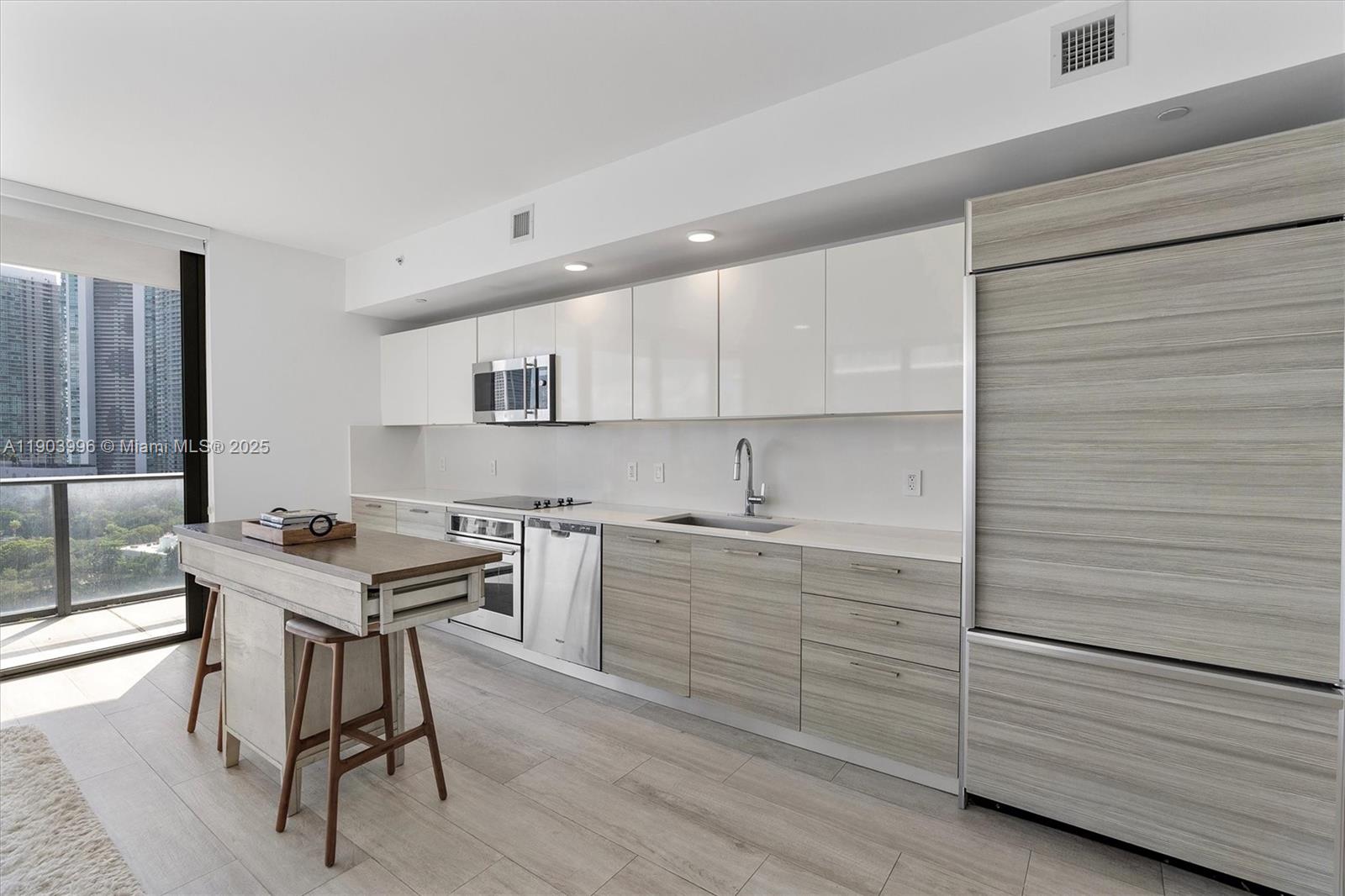 121 Northeast 34th Street, Unit 1208 Miami, FL 33137 - Photo 11 of 52