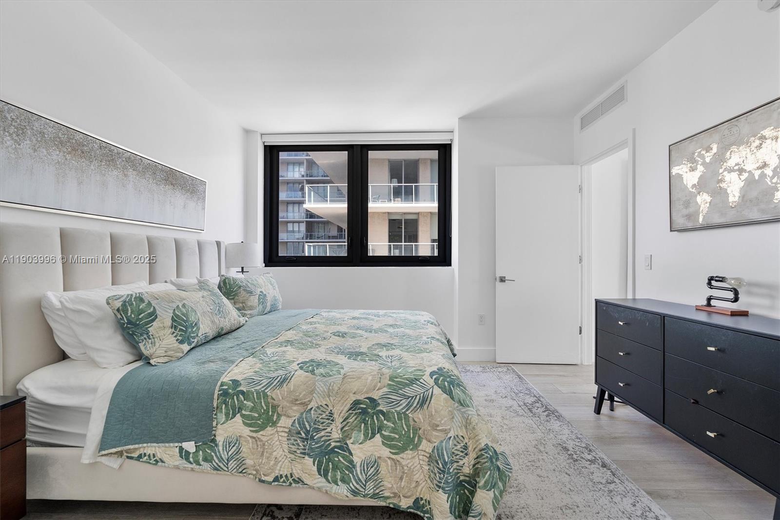 121 Northeast 34th Street, Unit 1208 Miami, FL 33137 - Photo 14 of 52