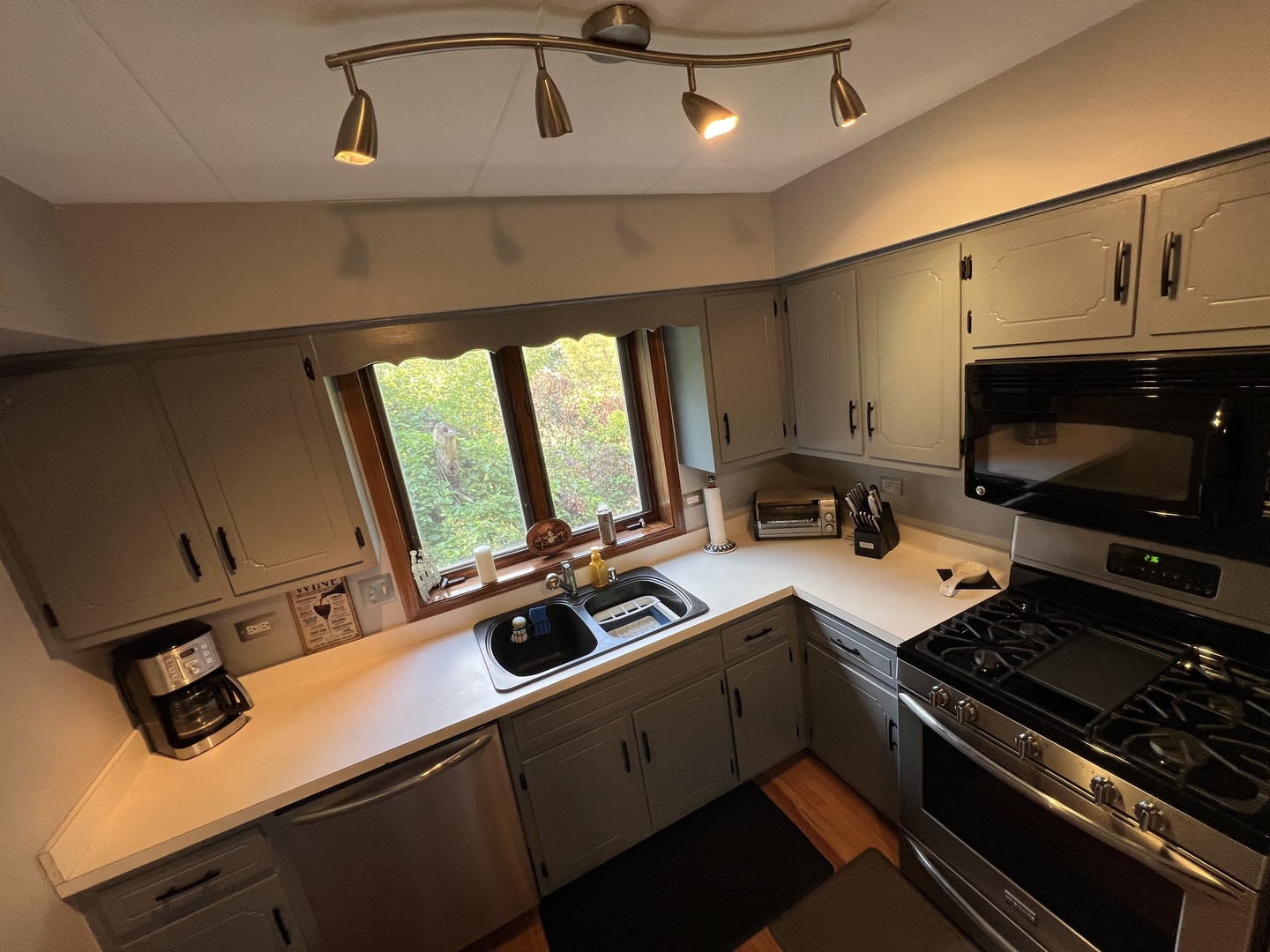 10278 SW Highway, Unit 2C Chicago Ridge, IL 60415 - Photo 16 of 30