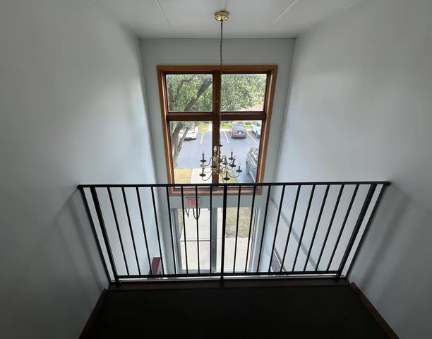 $229,000 | 10278 SW Highway, Unit 2C, Chicago Ridge, IL 60415