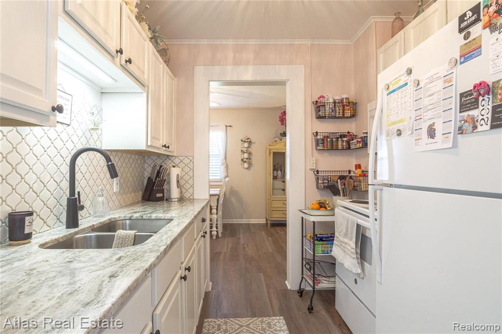 9053 Perry Road Atlas, MI 48411 - Photo 25 of 41