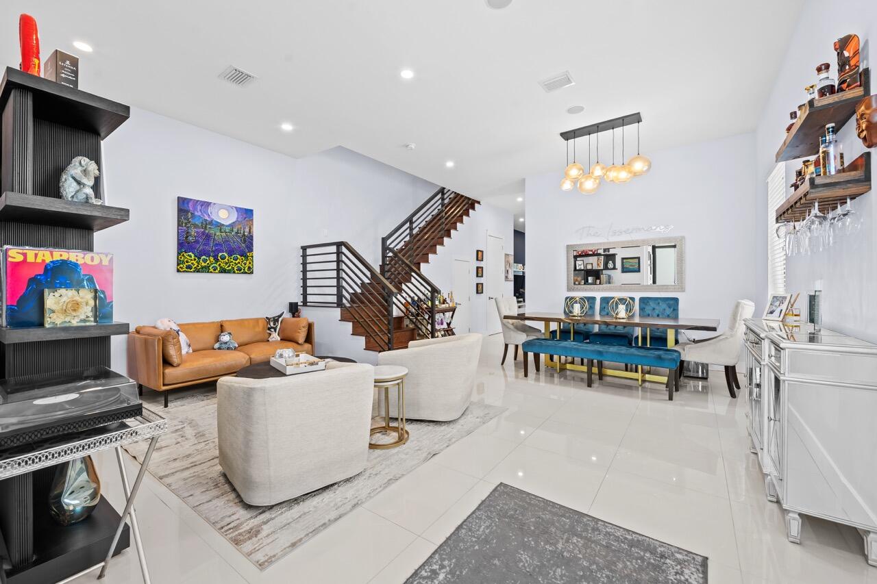 3090 Southwest 17th Street Miami, FL 33145 - Photo 5 of 25 3-print-DSC_5531 Large