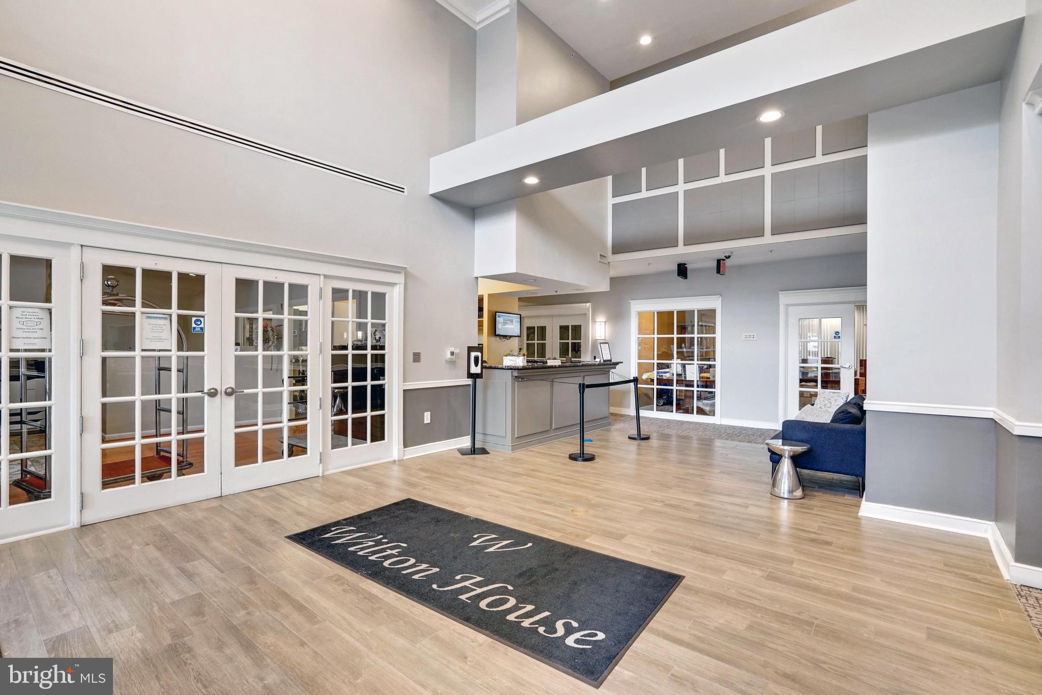 2726 Gallows Road, Unit 102 Vienna, VA 22180 - Photo 3 of 20 Lobby entrance