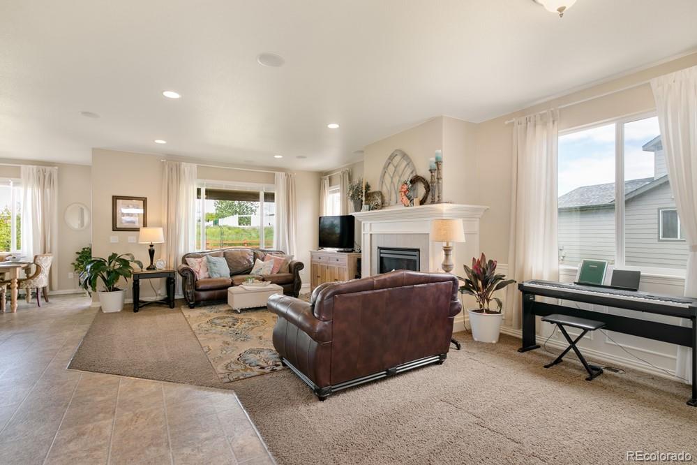 8591 Raspberry Drive Frederick, CO 80504 - Photo 5 of 26