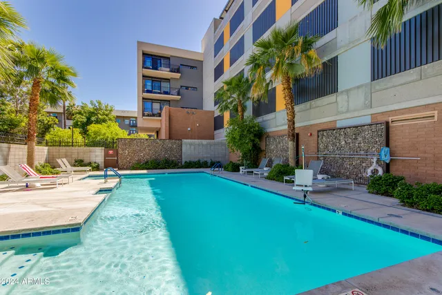 $625,000 | 200 West Portland Street, Unit 511, Phoenix, AZ 85003