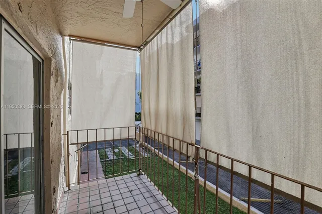 $250,000 | 1630 West 46th Street, Unit 208F, Hialeah, FL 33012