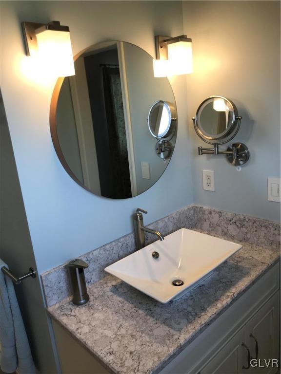 4998 Abbey Road Coplay, PA 18037 - Photo 17 of 30 Gallery Image 17