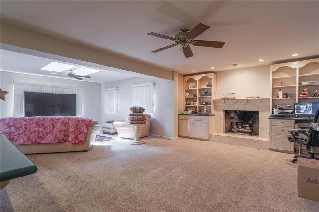 1739 Sturbridge Road Indianapolis, IN 46260 - Photo 15 of 38 Gallery Image 15
