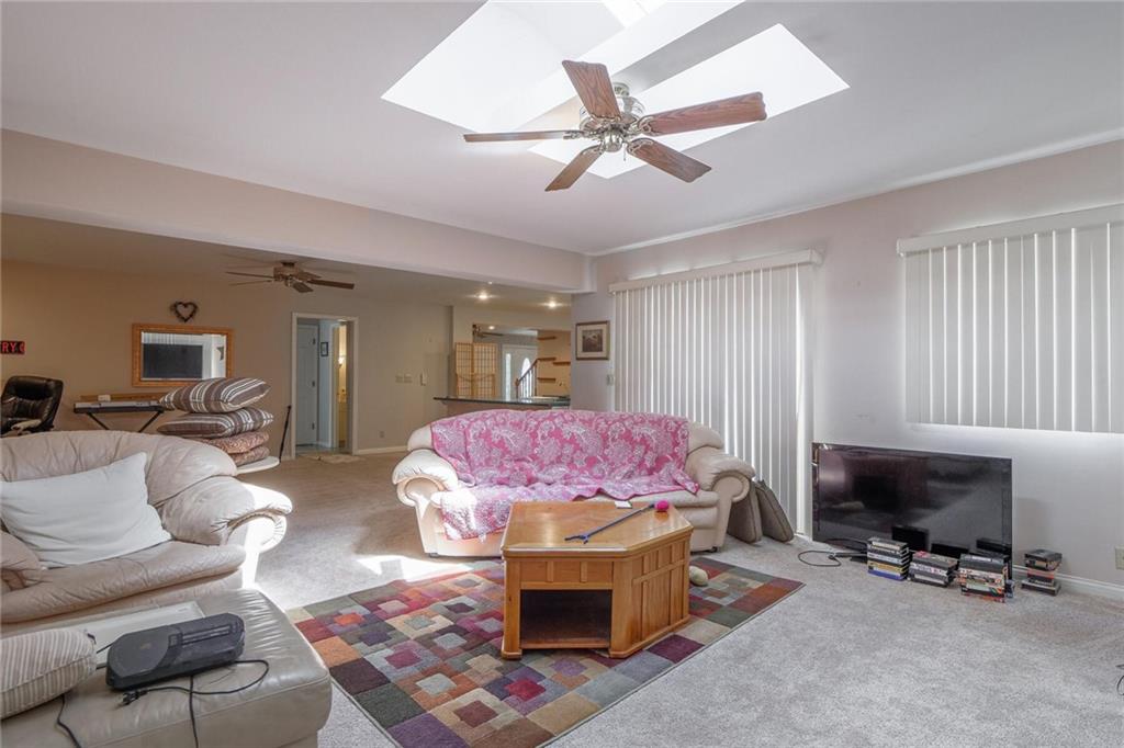 1739 Sturbridge Road Indianapolis, IN 46260 - Photo 20 of 38 Gallery Image 20