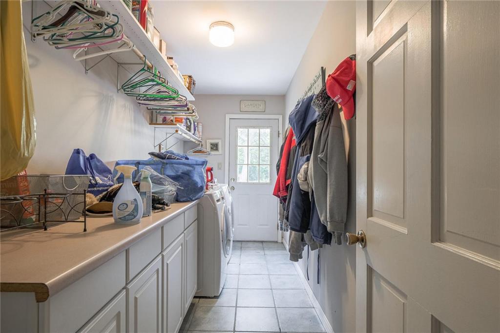 1739 Sturbridge Road Indianapolis, IN 46260 - Photo 22 of 38 Gallery Image 22