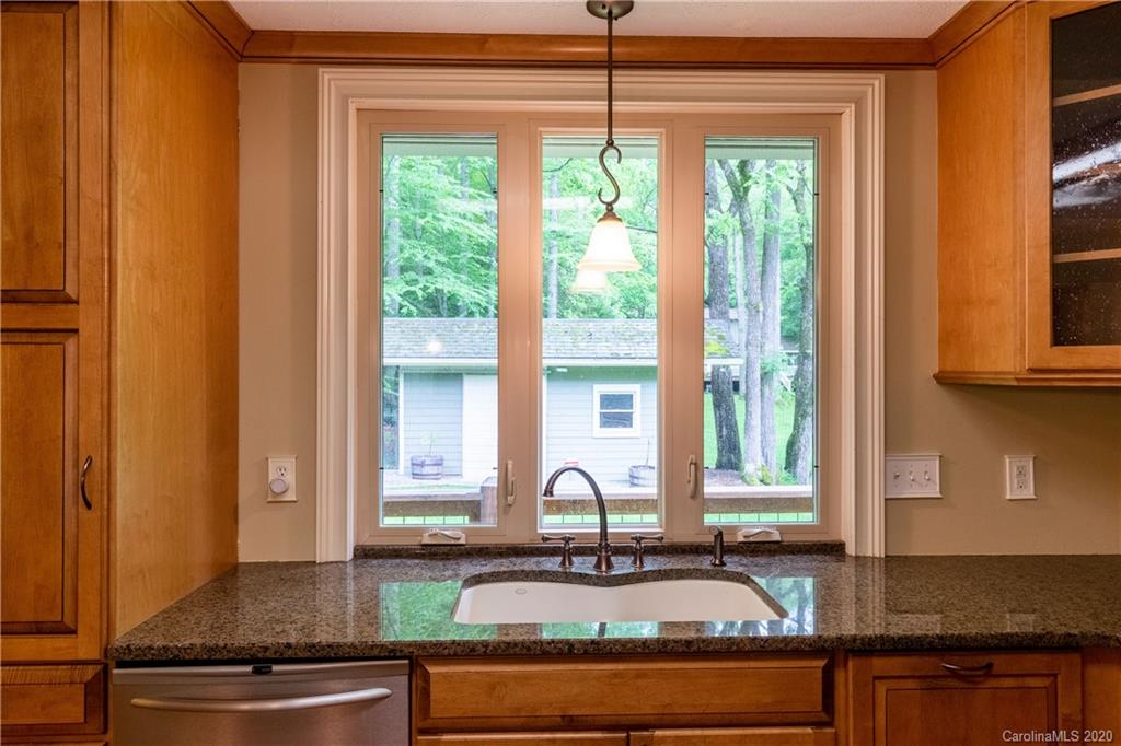 936 Frady Cove Road Sylva, NC 28779 - Photo 11 of 38 Gallery Image 11