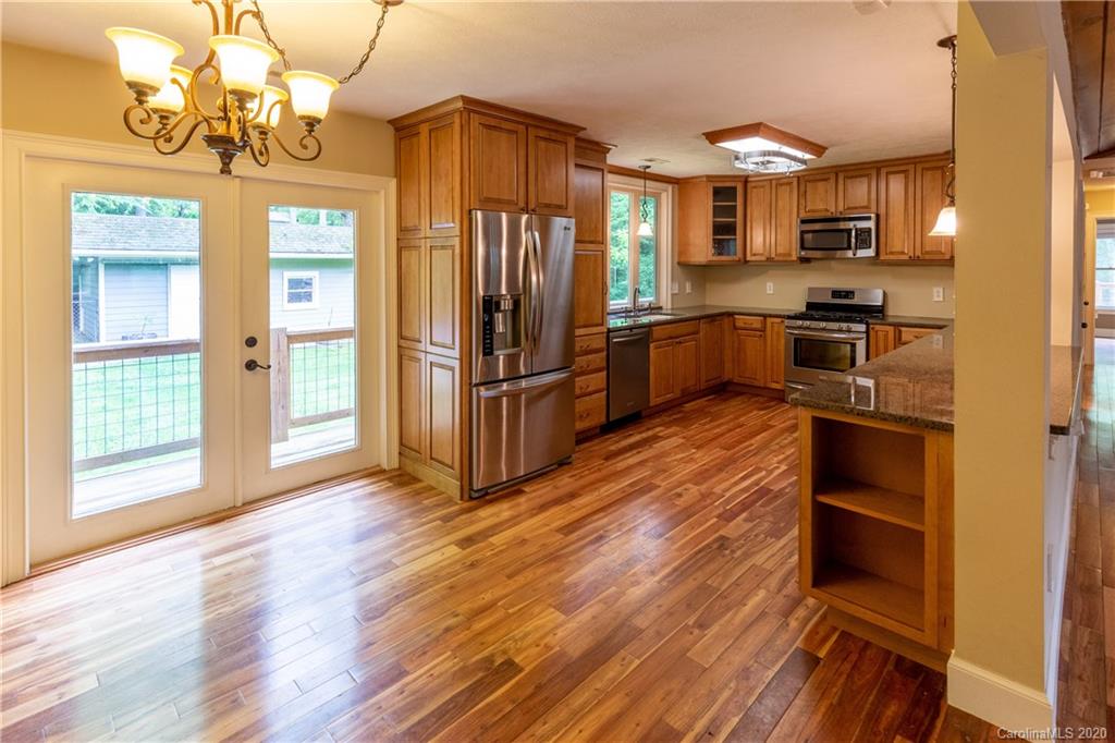 936 Frady Cove Road Sylva, NC 28779 - Photo 13 of 38 Gallery Image 13