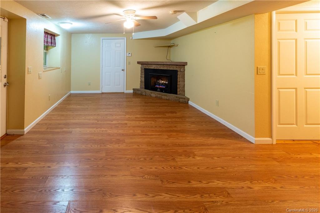 936 Frady Cove Road Sylva, NC 28779 - Photo 34 of 38 Gallery Image 34