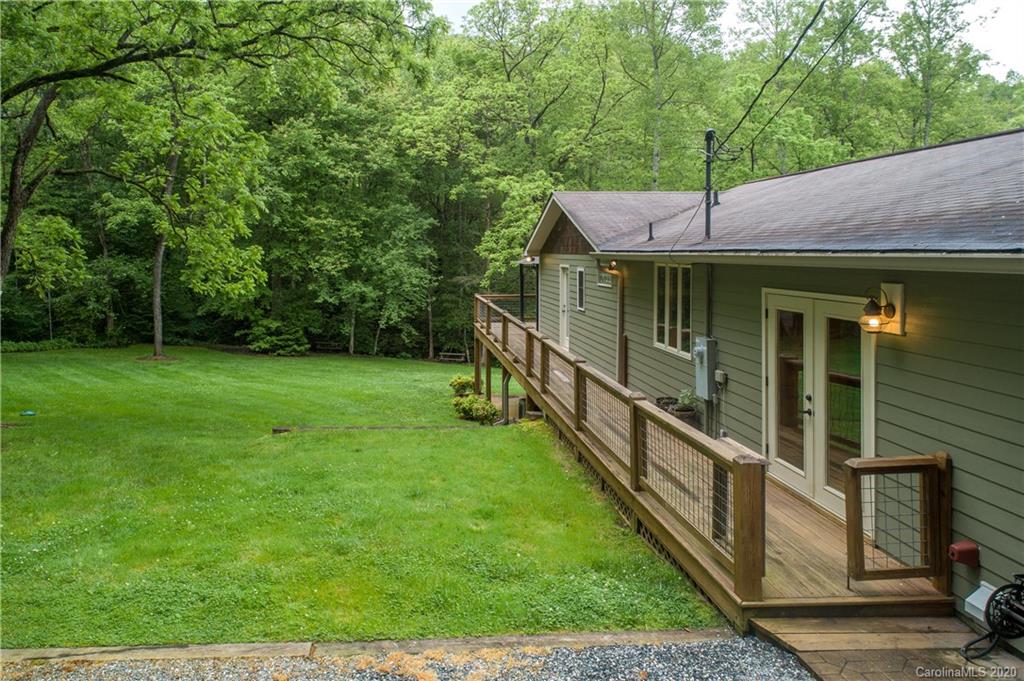 936 Frady Cove Road Sylva, NC 28779 - Photo 6 of 38 Gallery Image 6