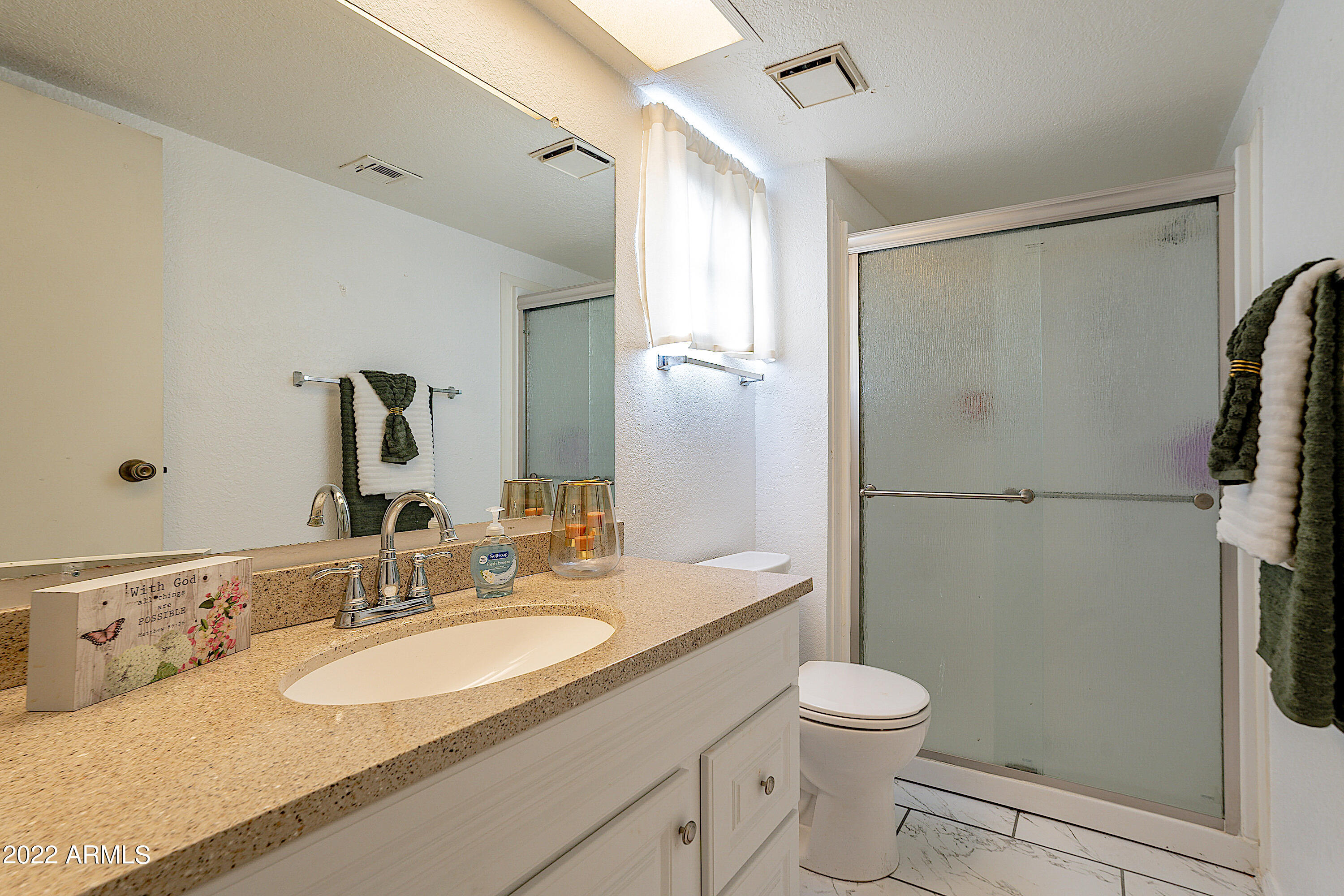 2855 South Ext Road, Unit 121 Mesa, AZ 85210 - Photo 14 of 27 15-Master bathroom