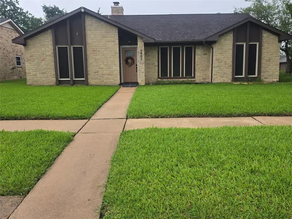 $2,900 | 9802 Sagepike Drive, Houston, TX 77089