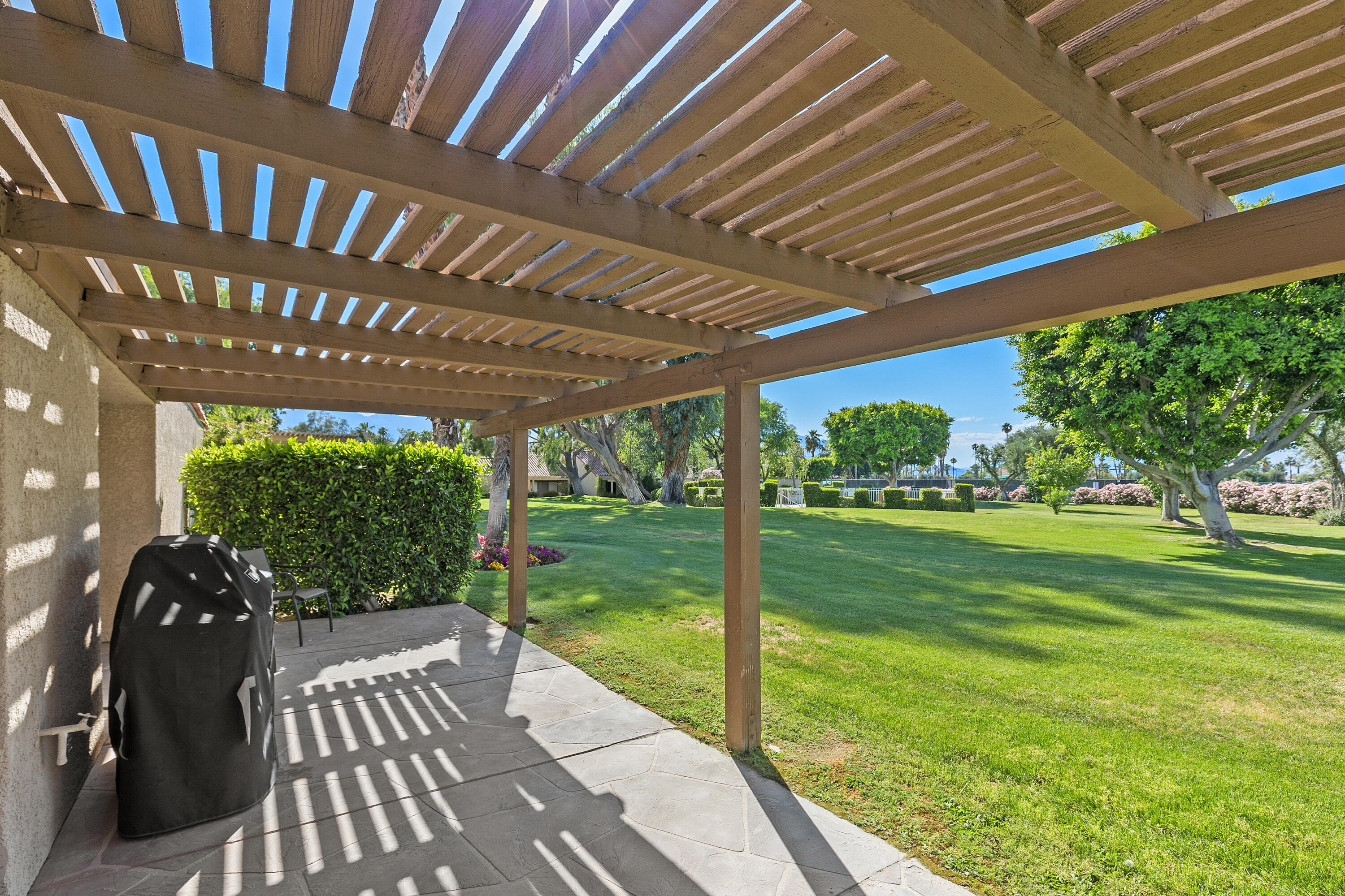 132 Racquet Club Drive South Rancho Mirage, CA 92270 - Photo 27 of 35 28_11411445_169416_169416-EI-128