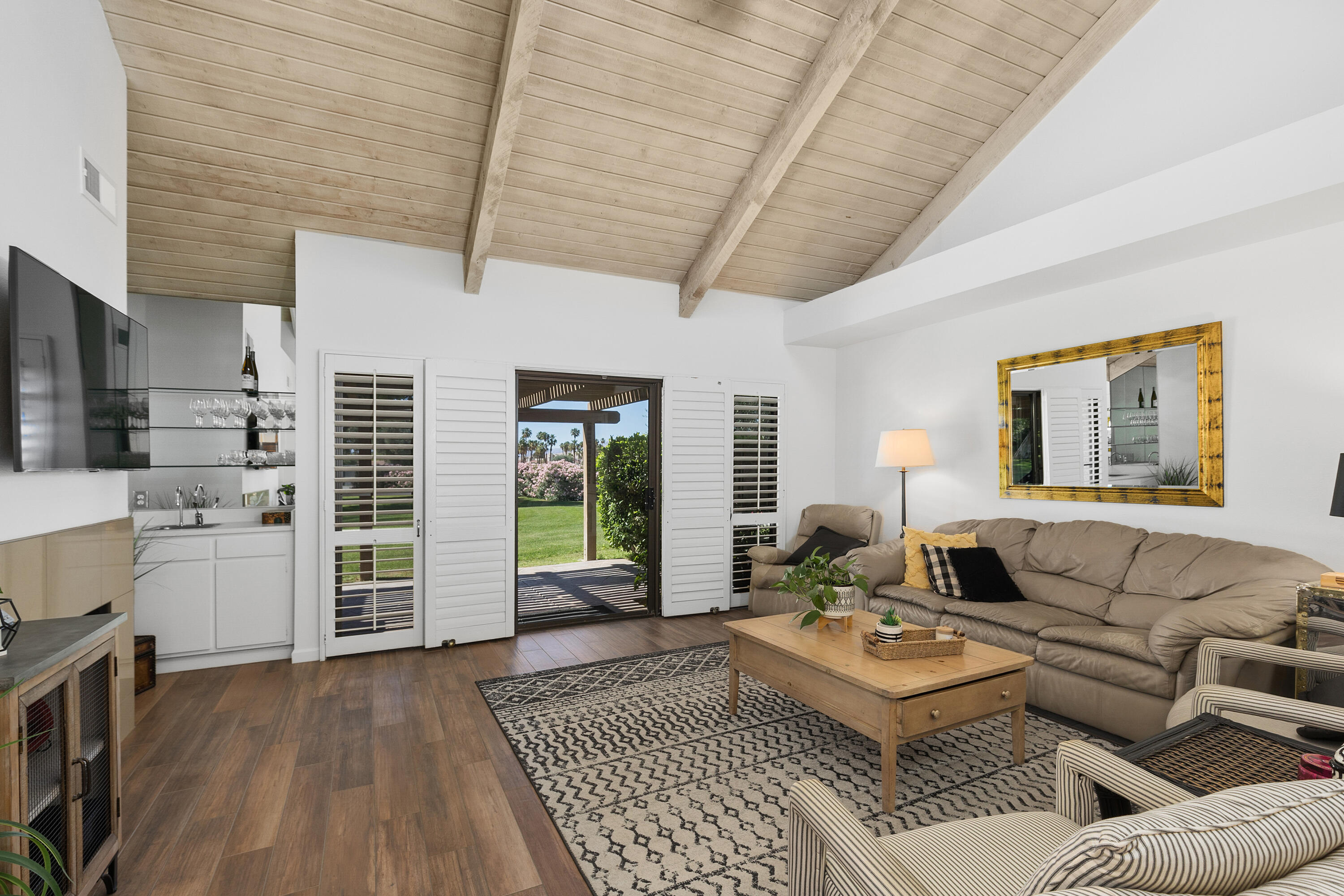 132 Racquet Club Drive South Rancho Mirage, CA 92270 - Photo 8 of 35 8_11411414_169416_169416-EI-108