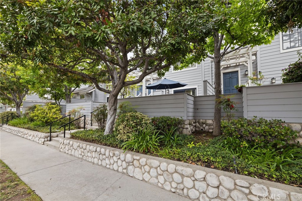 249 Alpine Street, Unit 41 Pasadena, CA 91106 - Photo 20 of 28