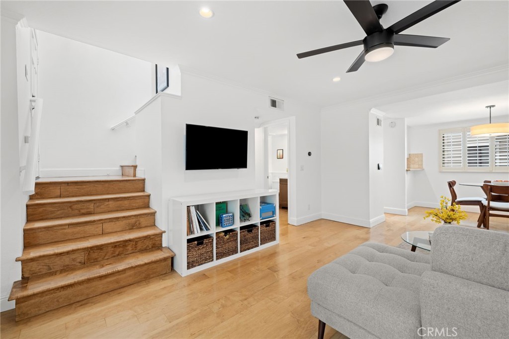 249 Alpine Street, Unit 41 Pasadena, CA 91106 - Photo 3 of 28