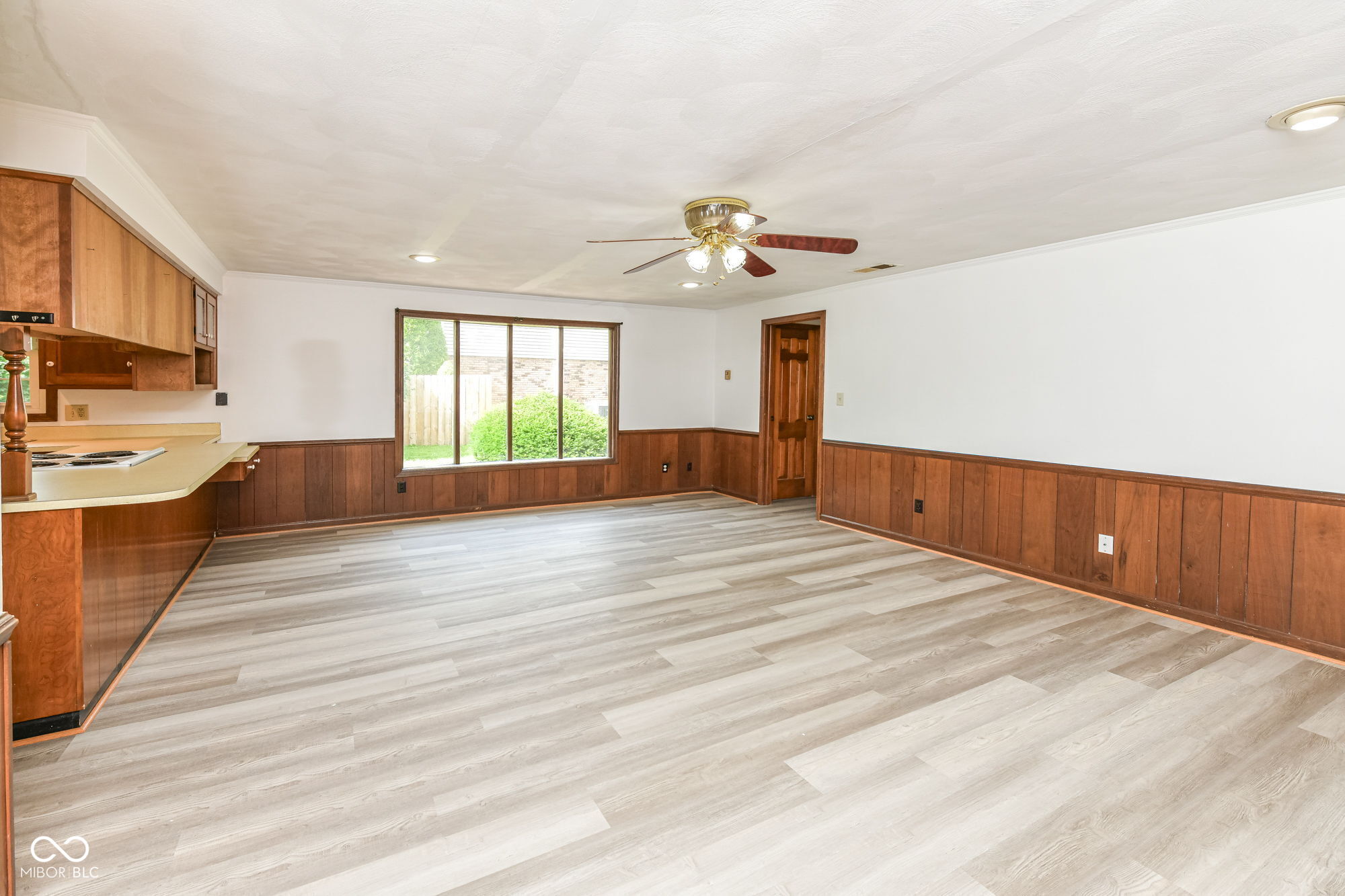 2526 Albert Street Anderson, IN 46012 - Photo 3 of 30