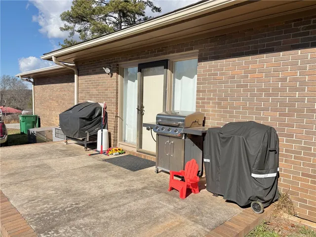 $249,000 | 1404 Farrs Bridge Road, Easley, SC 29640